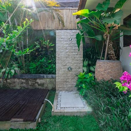 Villa Aveli Seminyak By Best Deals Asia Hospitality Exterior photo