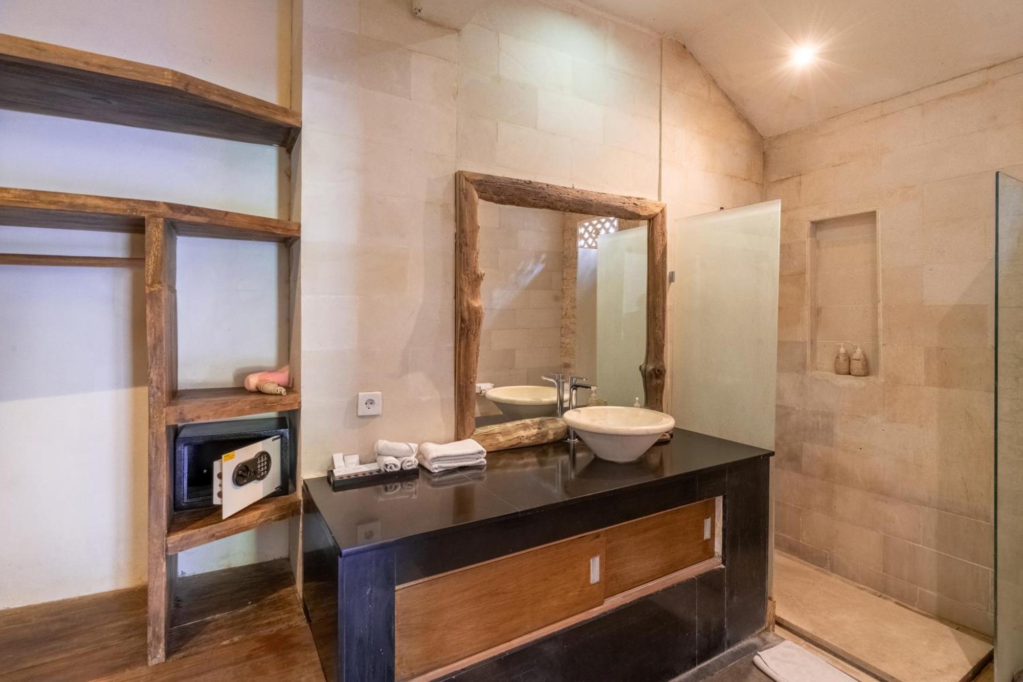 Villa Aveli Seminyak By Best Deals Asia Hospitality Exterior photo