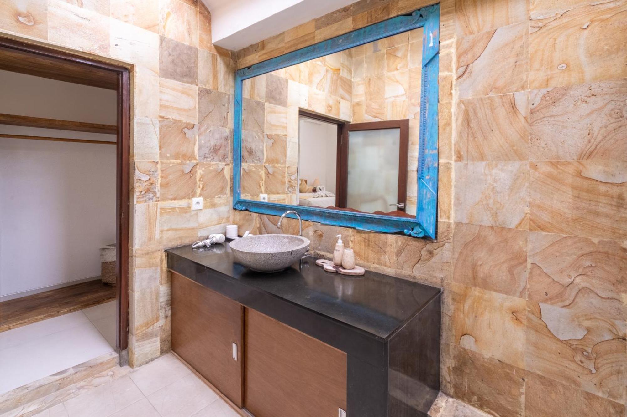 Villa Aveli Seminyak By Best Deals Asia Hospitality Exterior photo
